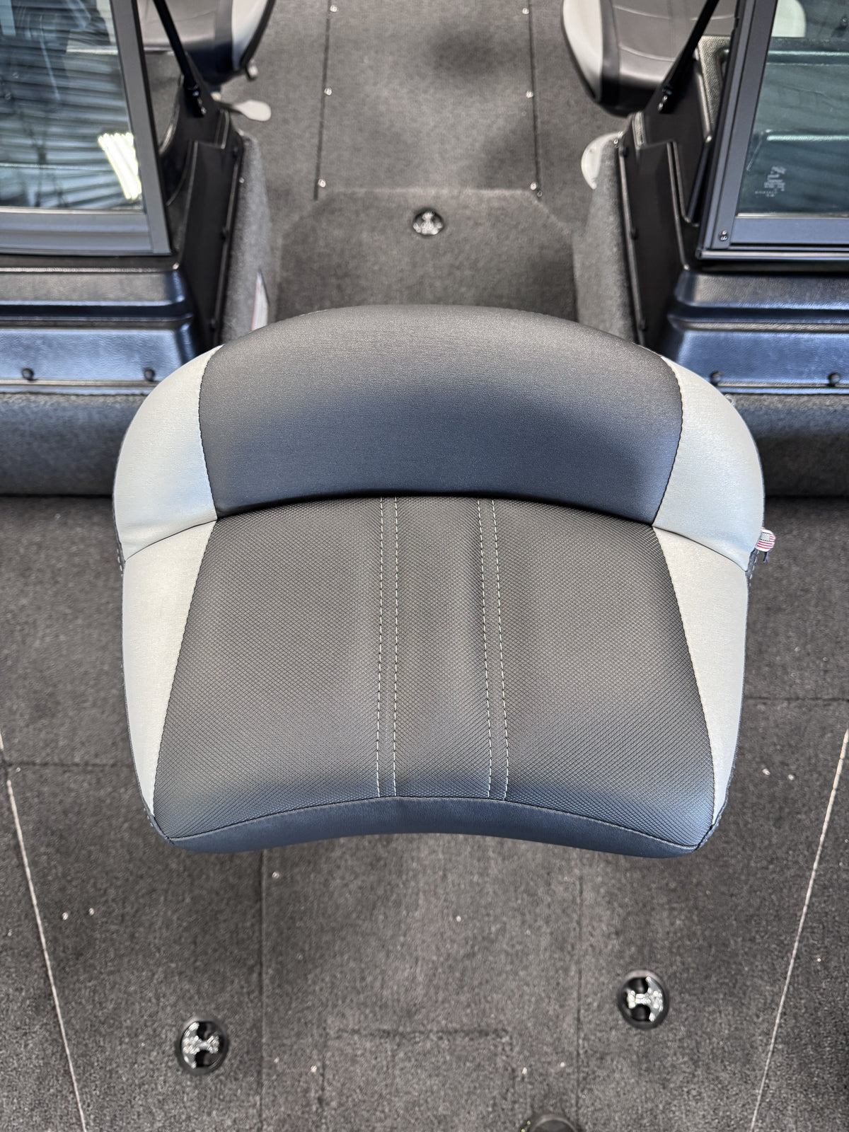 Tempress Pro Casting Seat - Fits Lund, Crestliner and Ranger Boats