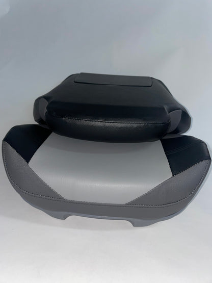 Crestliner Boat Pro Deluxe Boat Seat